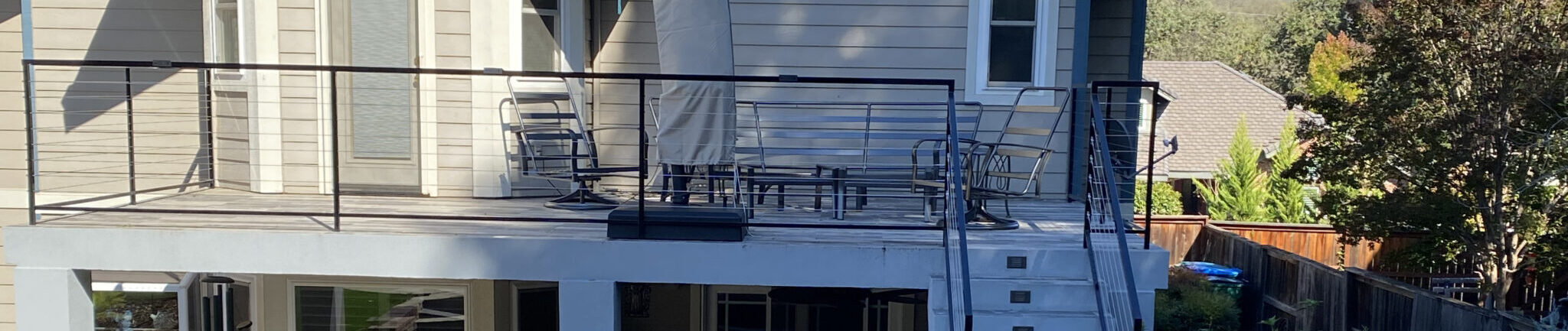 Lyon Deck Cable Railing